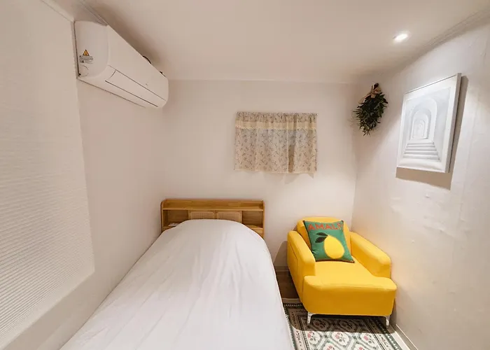 Beautiful Escape With Urban Charm Holiday home Seoul